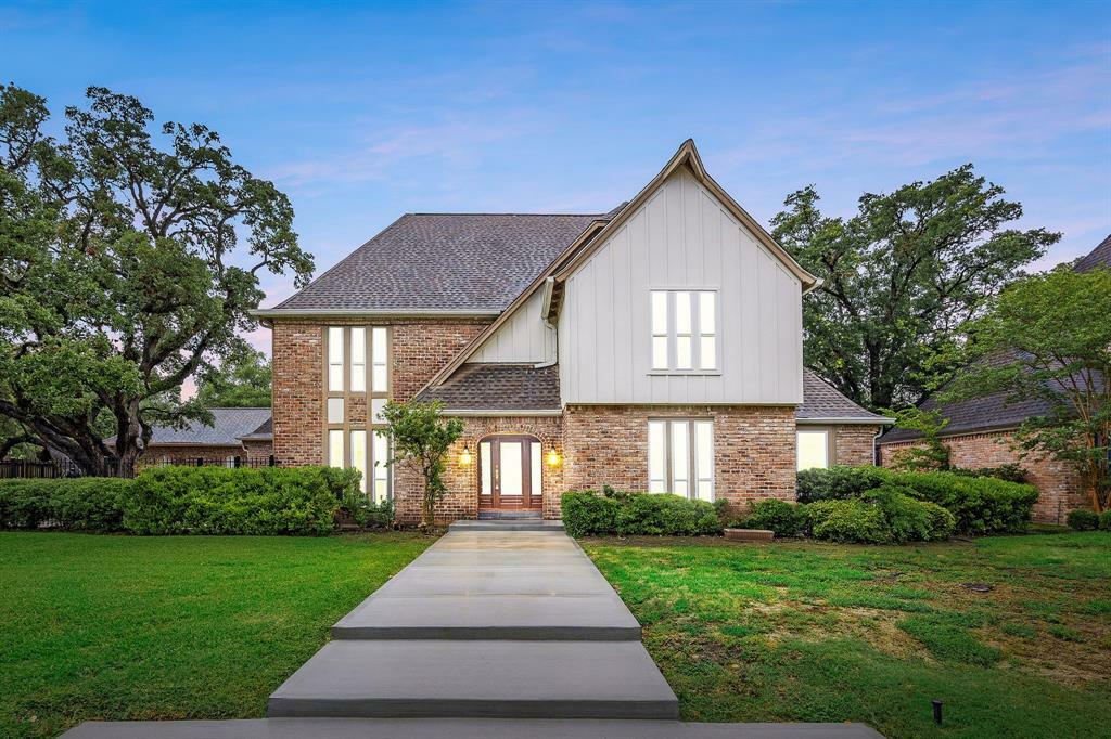 Property Photo:  15726 Walkwood Drive  TX 77079 