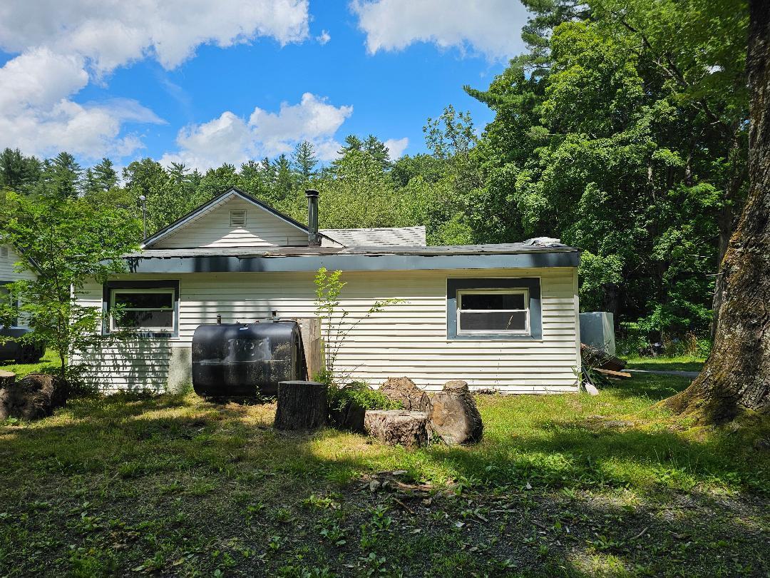 Property Photo: 624 Oakland Valley Rd NY 12729