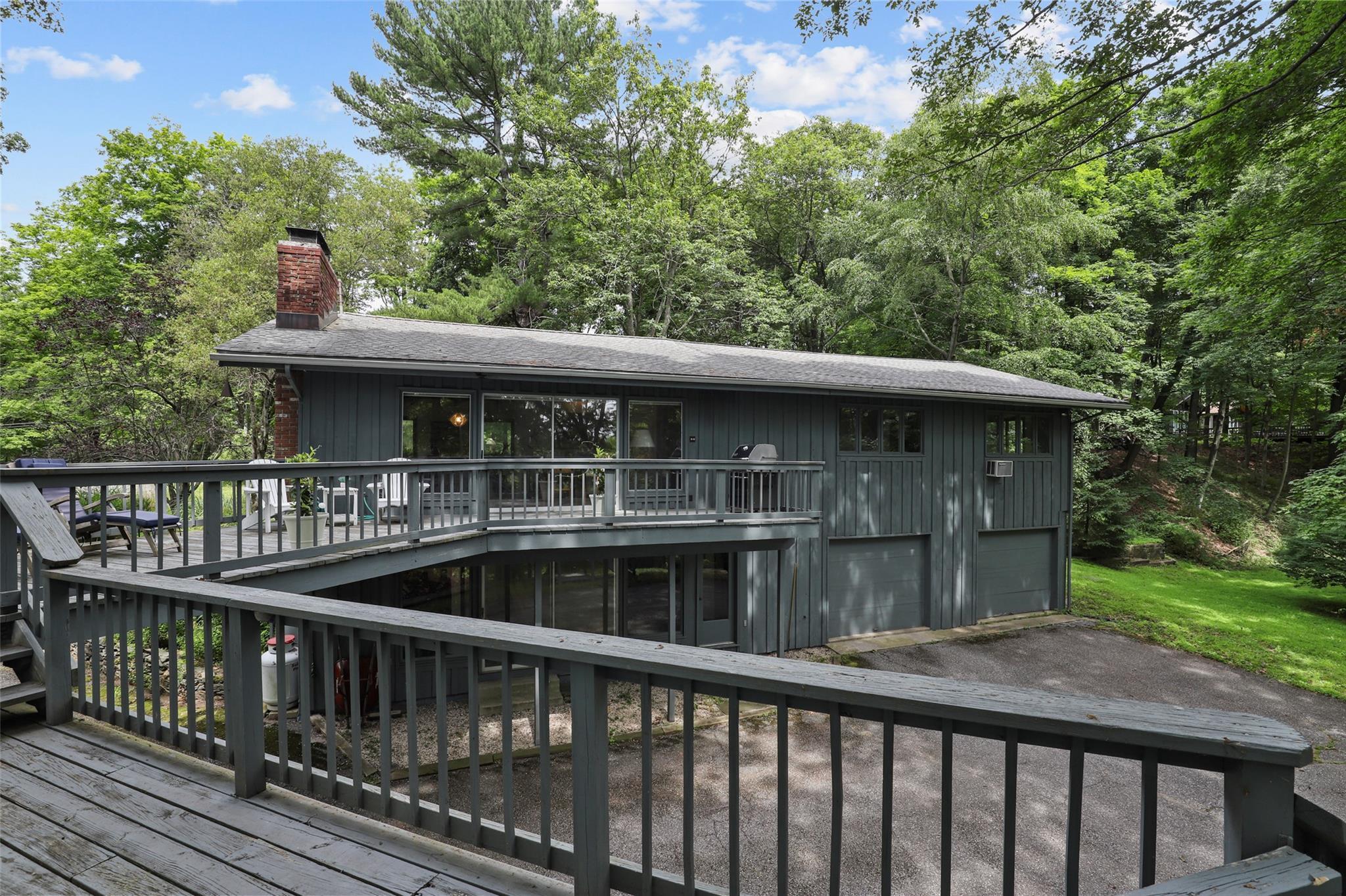 Property Photo:  153 Salem Road  NY 10576 