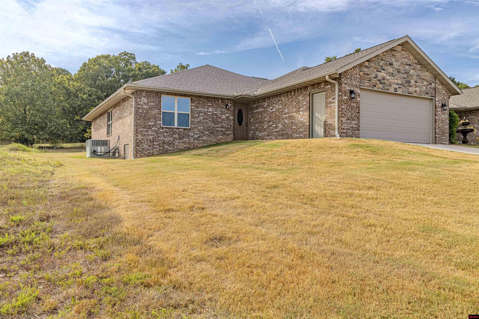 Property Photo:  1230-1 Worthington Way  AR 72653 