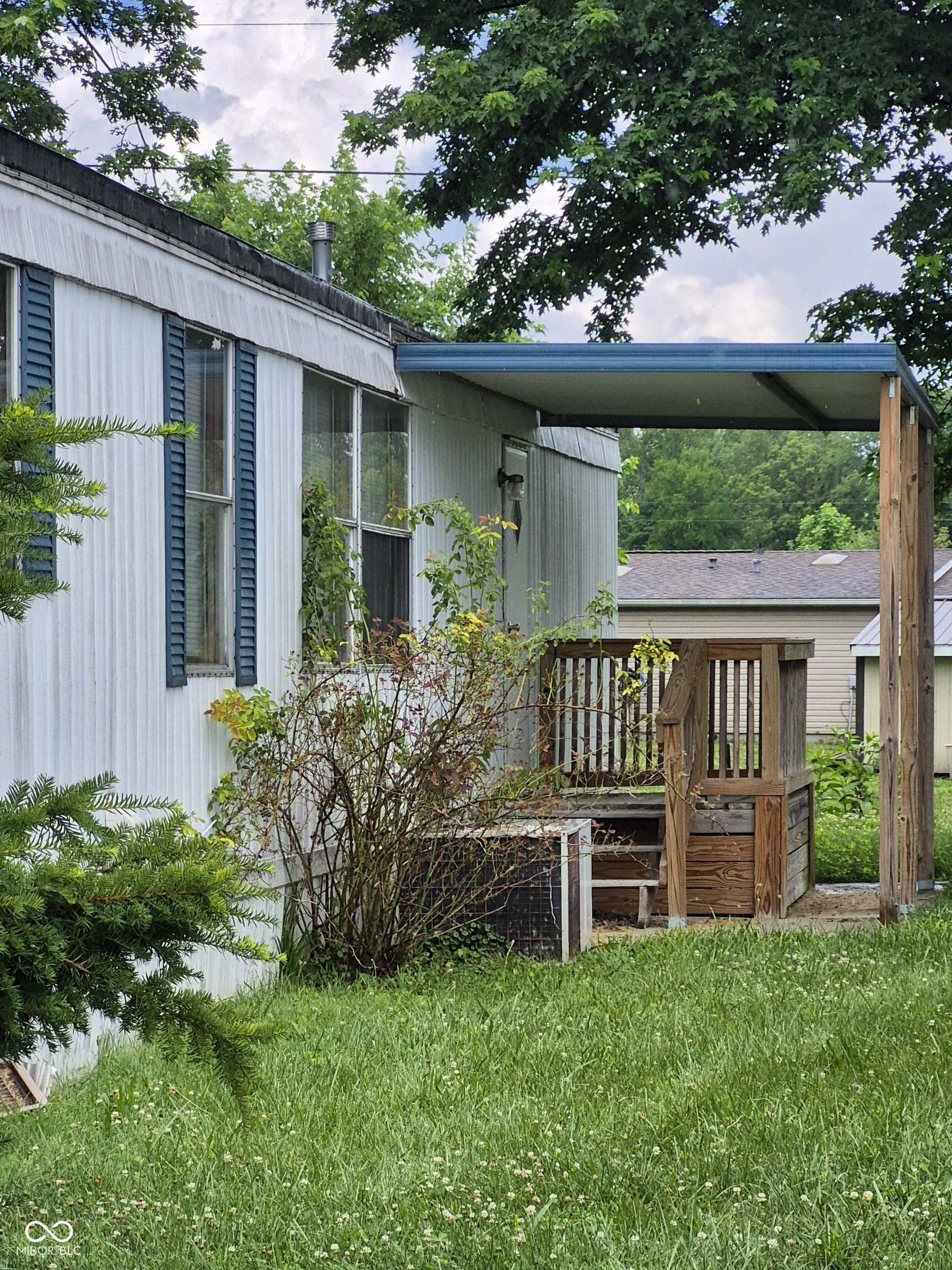 Property Photo: 3216 Memorial Drive N IN 46036