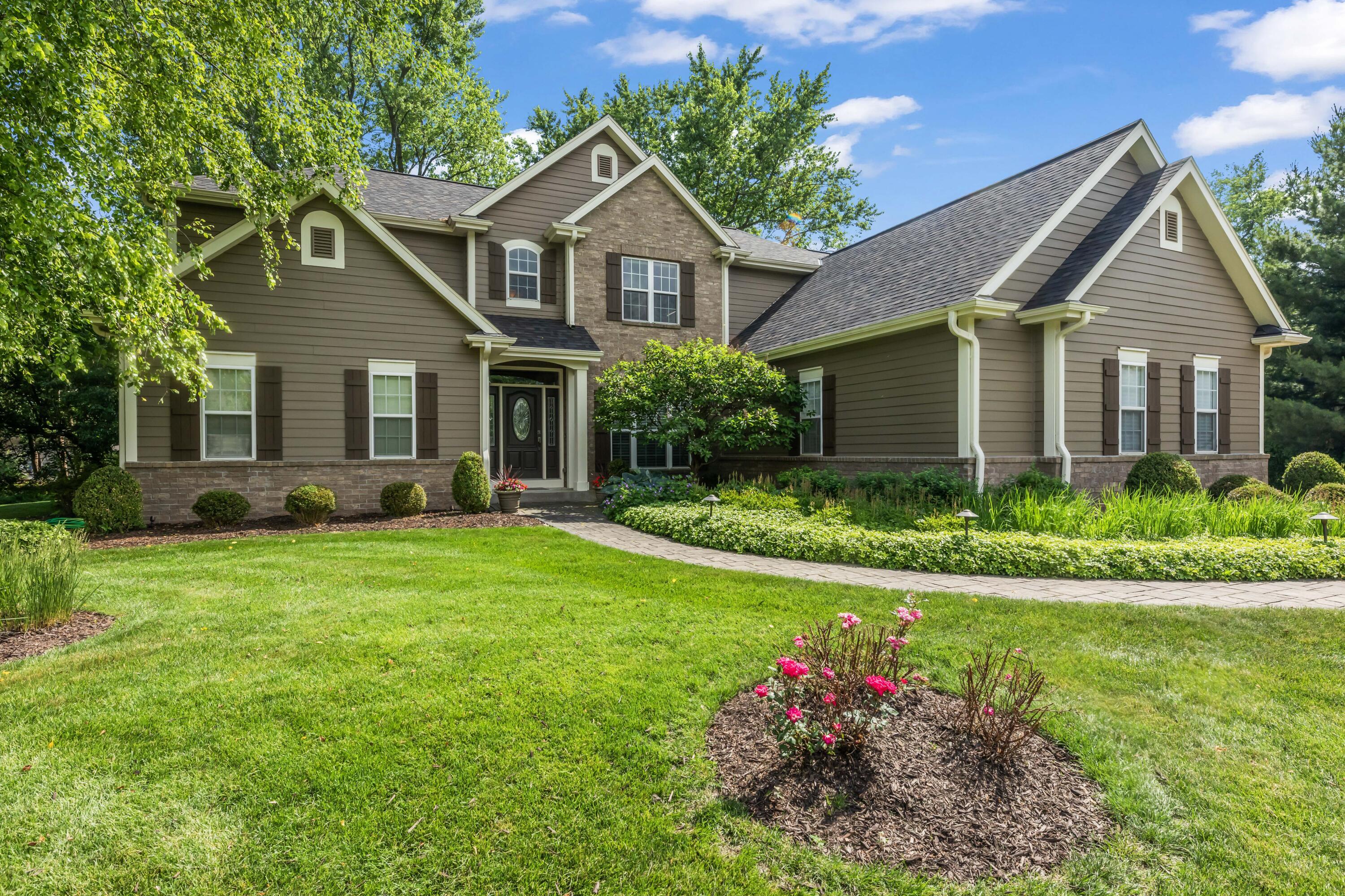 Property Photo: W340n6203 Breezy Point Rd WI 53066