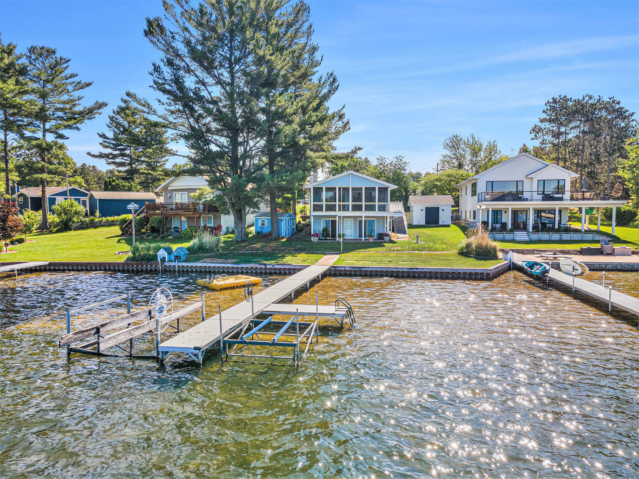 Property Photo: 1825 White Birch Drive MI 49436
