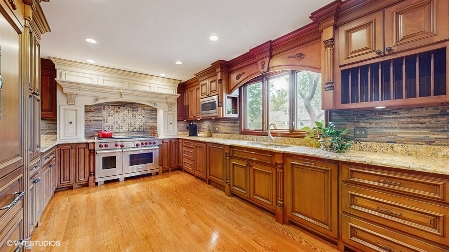 Property Photo:  2564 Brockton Circle  IL 60565 