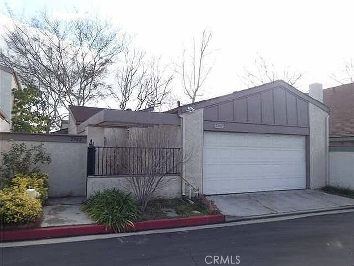 2902 Parkwood Court  Fullerton CA 92835 photo