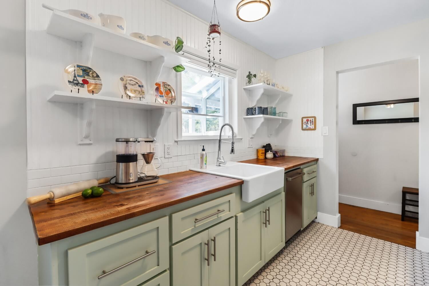 Property Photo:  7125 Gail Way  CA 95628 