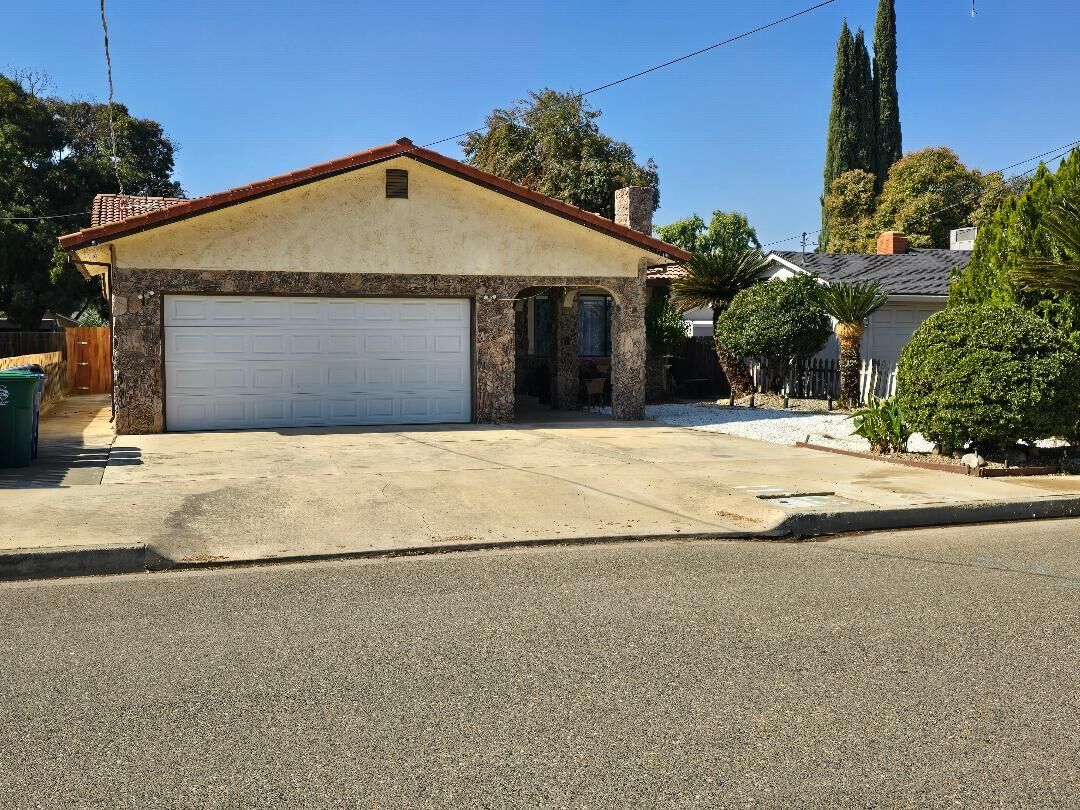 Property Photo:  649 Sycamore Avenue  CA 95322 