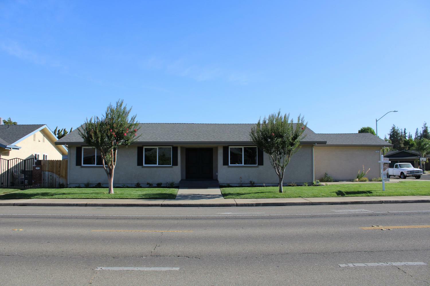Property Photo:  2025 W Vine Street  CA 95242 