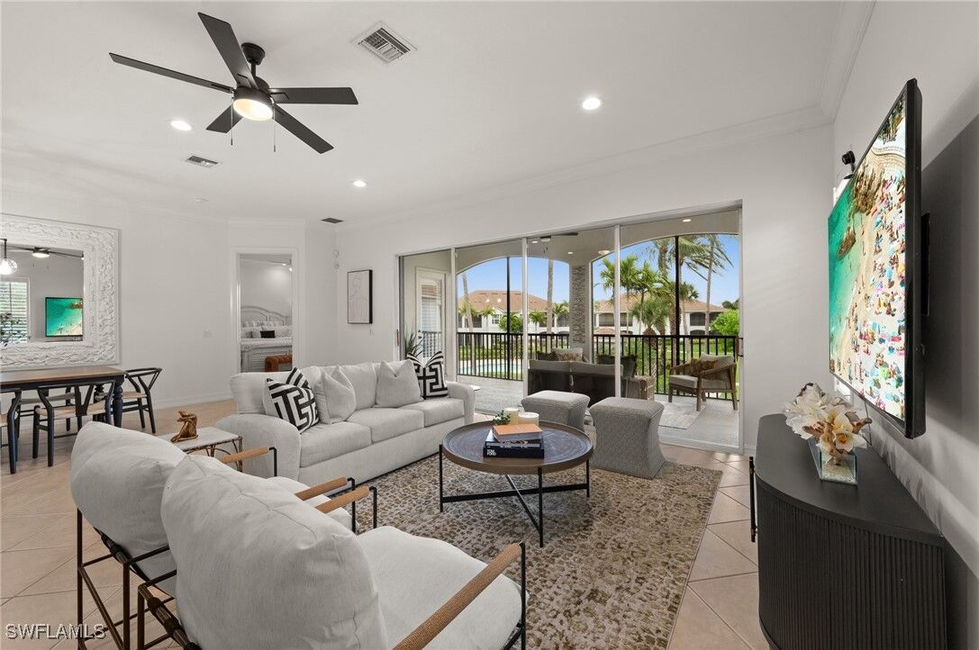 Property Photo:  5004 Maxwell Circle 3-202  FL 34105 