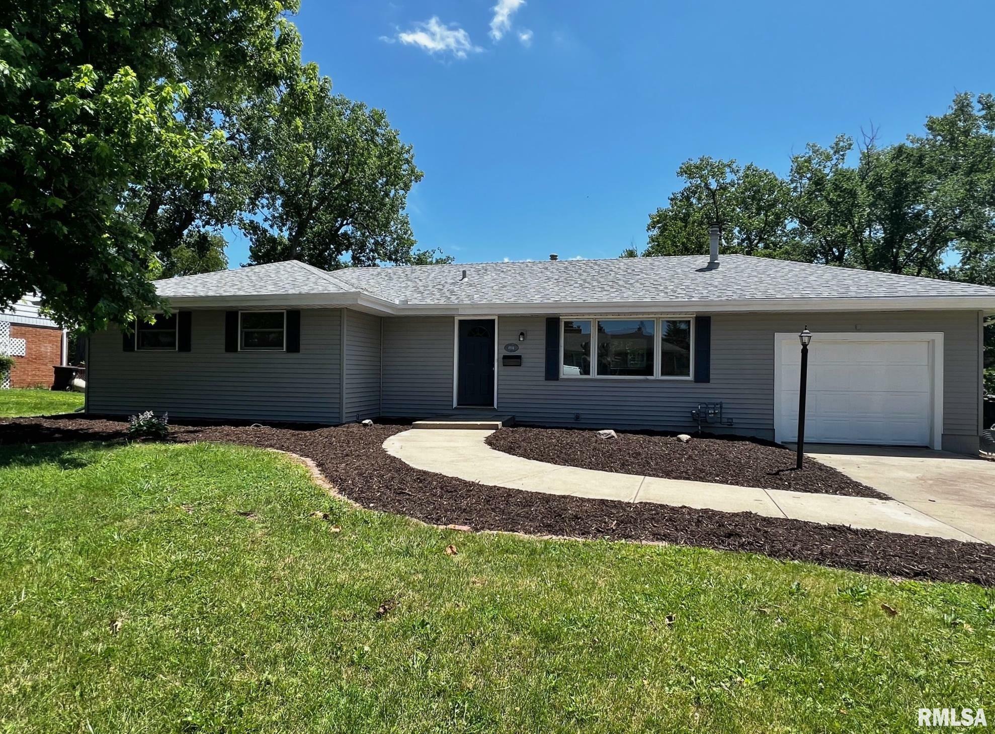 Property Photo: 4914 N Bevalon Place IL 61614