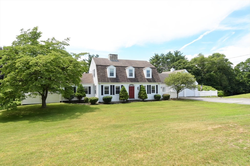 Property Photo:  51 Fiske Hill Rd  MA 01566 