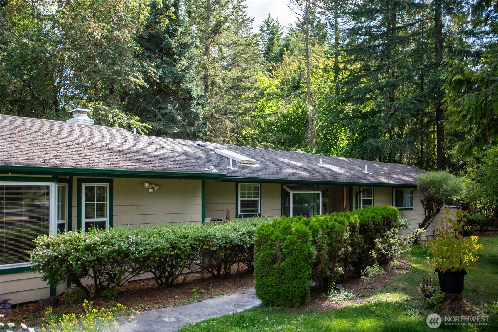 Property Photo: 16549 Hickory Lane SE WA 98597