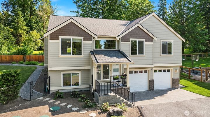 Property Photo: 17719 NE 160th Place WA 98072