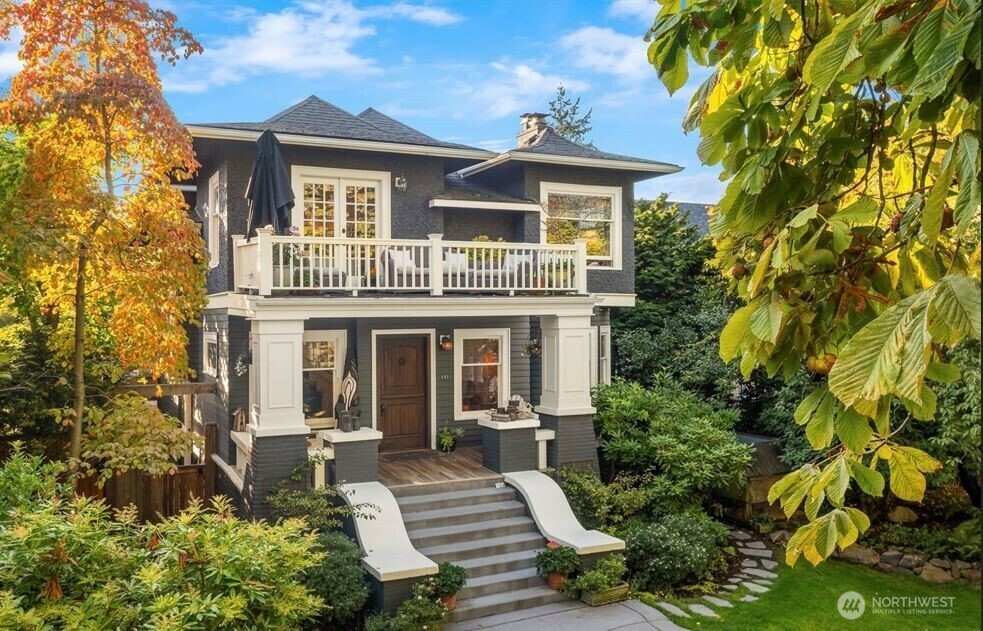 163  McGraw Place  Seattle WA 98109 photo