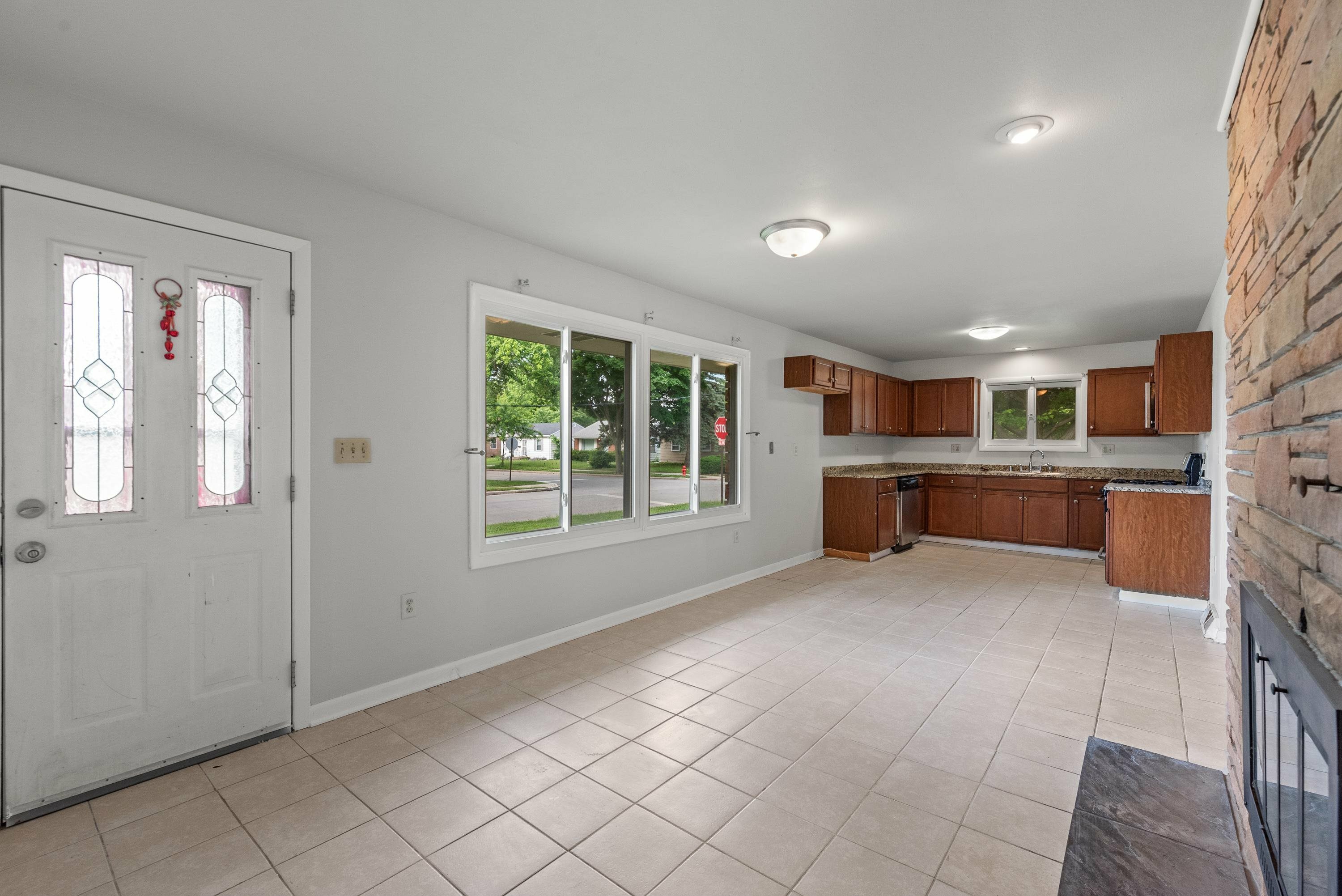 Property Photo: 5404 N Bethmaur Lane WI 53209-4909