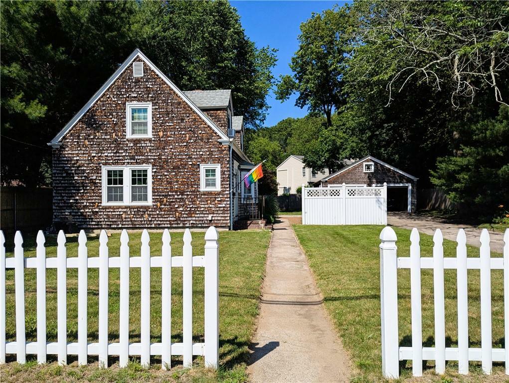 Property Photo:  125 Roger Williams Avenue  RI 02916 