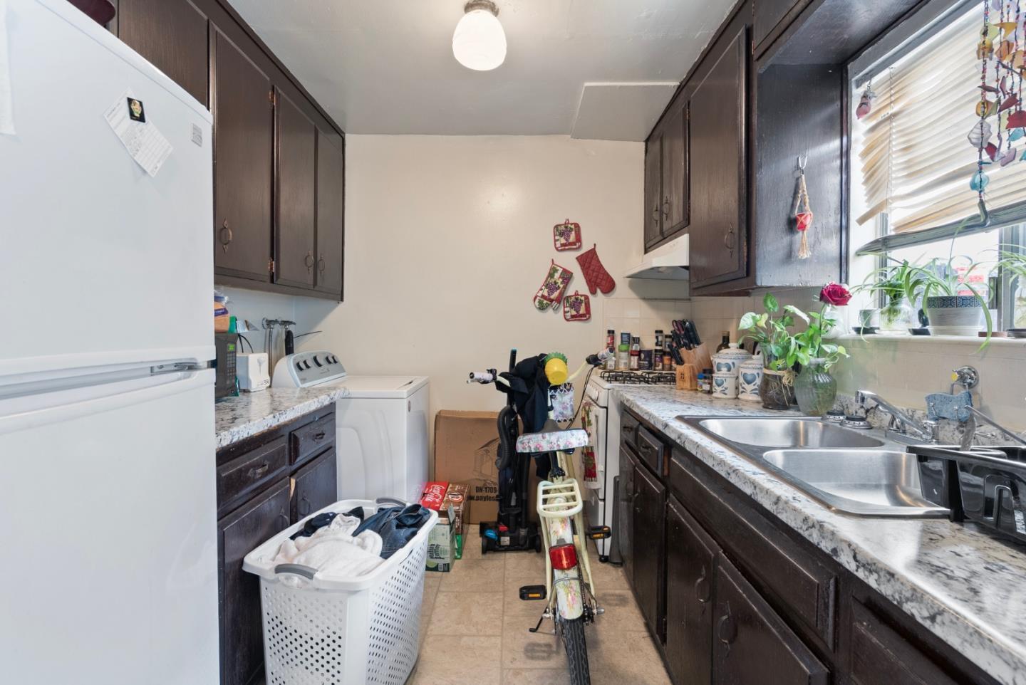 Property Photo: 225 Soledad Street CA 93901