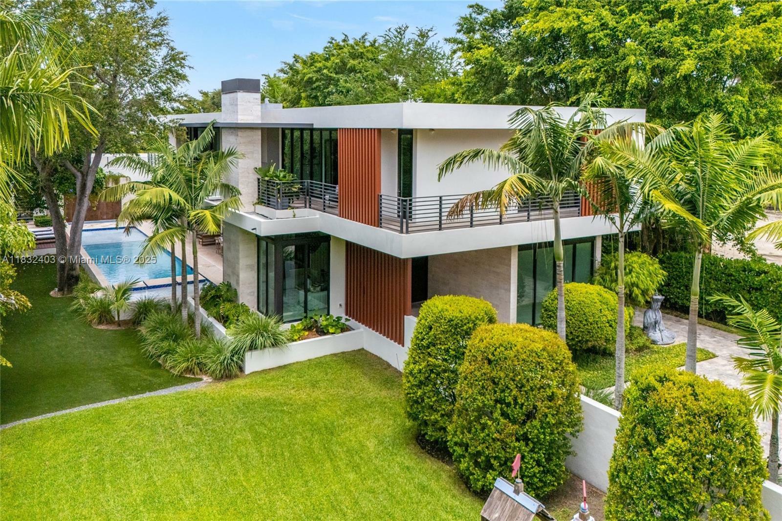 Property Photo: 7610 SW 48th Ct FL 33143