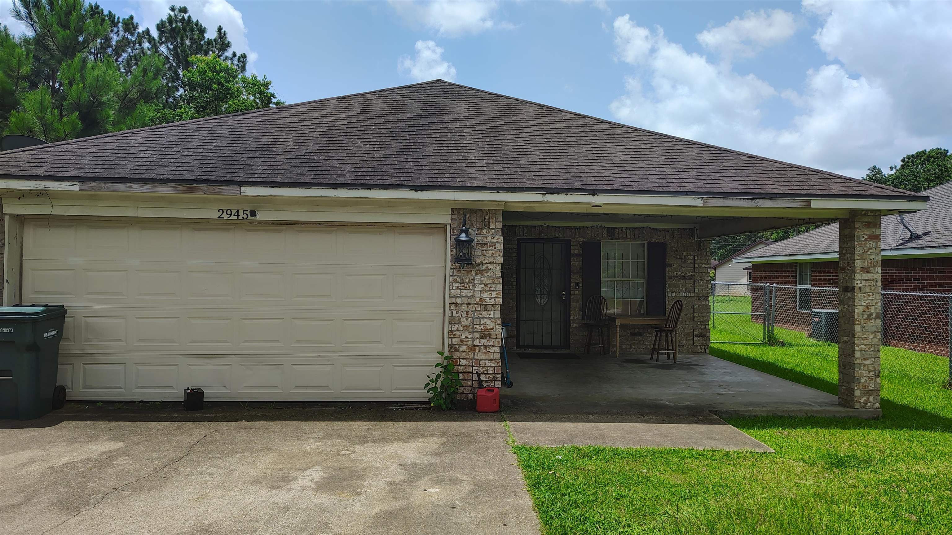 Property Photo: 2945 Wilson TX 77703