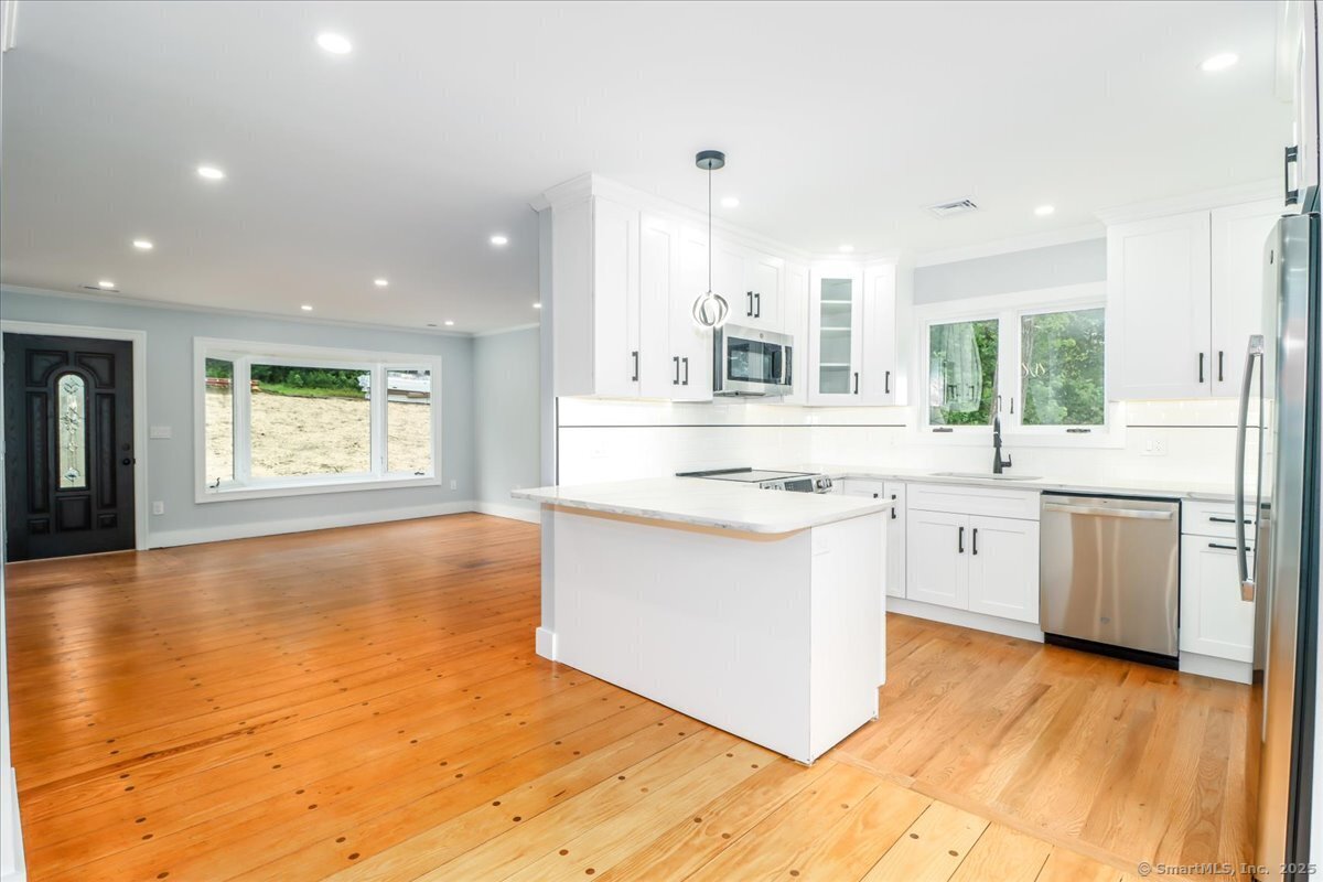 Property Photo: 12 Deer Run Road CT 06804