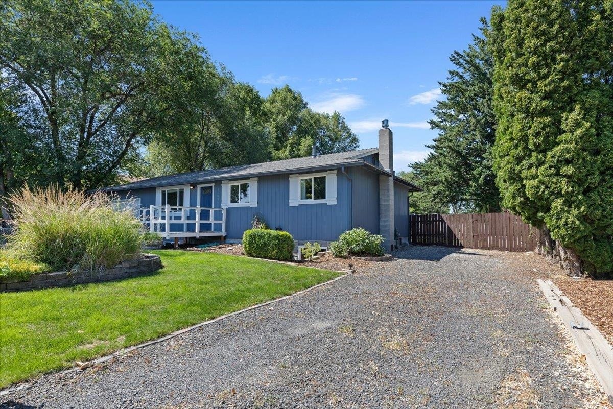 Property Photo:  18925 E Valleyway Ave  WA 99016 