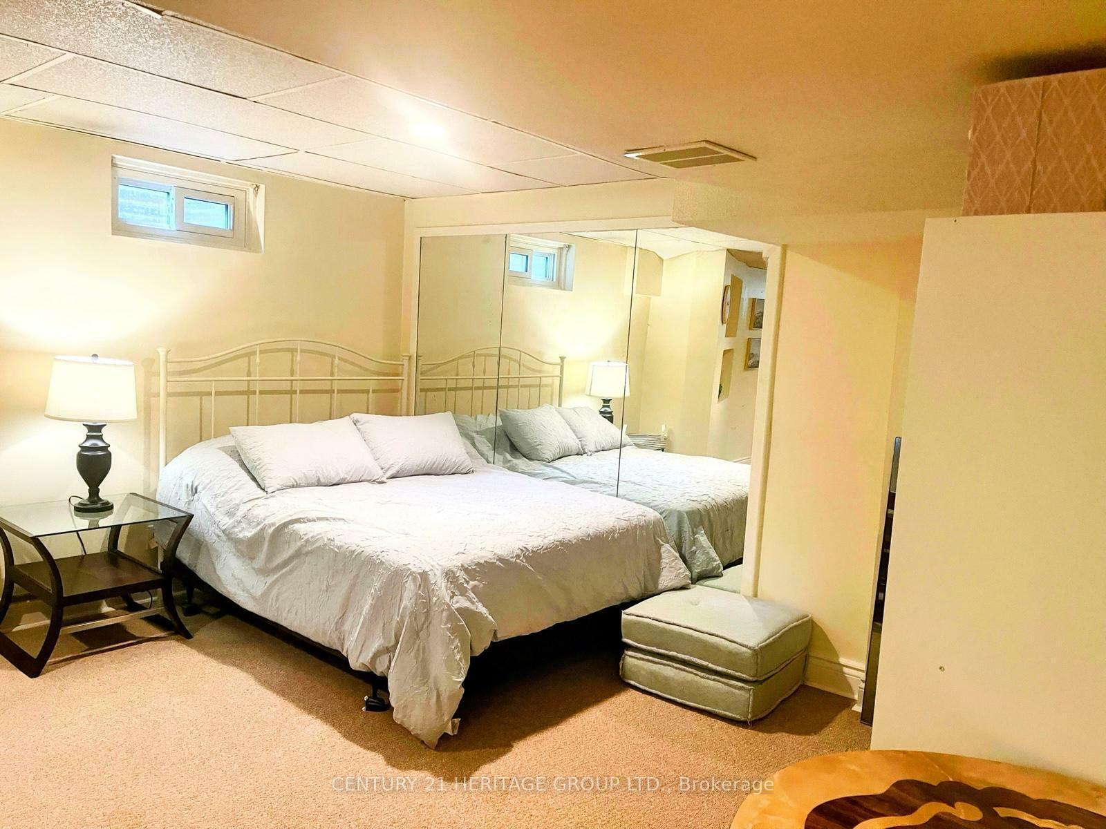 1734 Wollaston Court Basement  Pickering ON L1V 2X1 photo