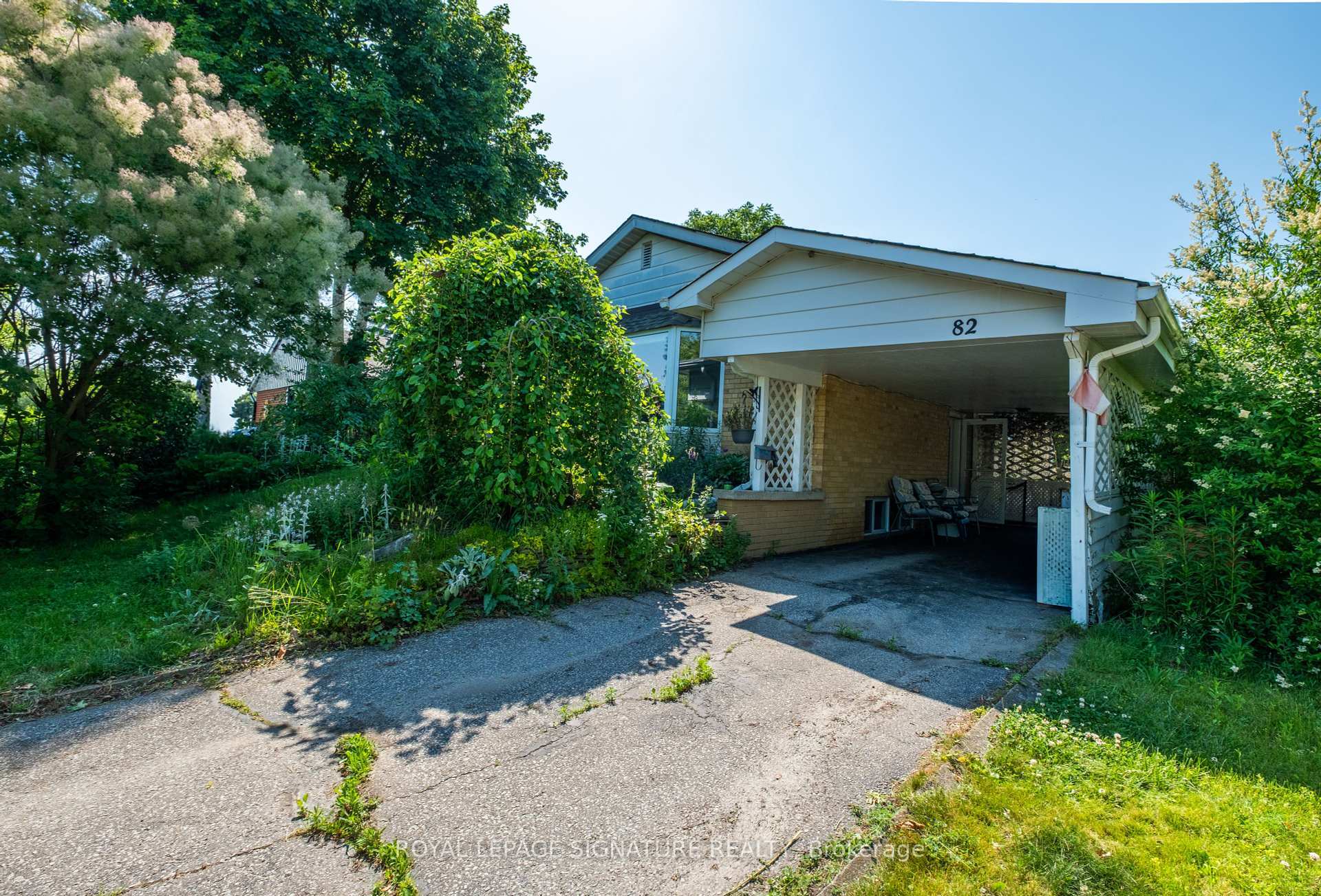 82 Roseford Terrace  Halton Hills ON L7J 2L3 photo