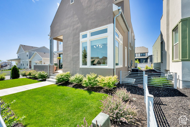 Property Photo: 6927 W Highbrow Way UT 84009