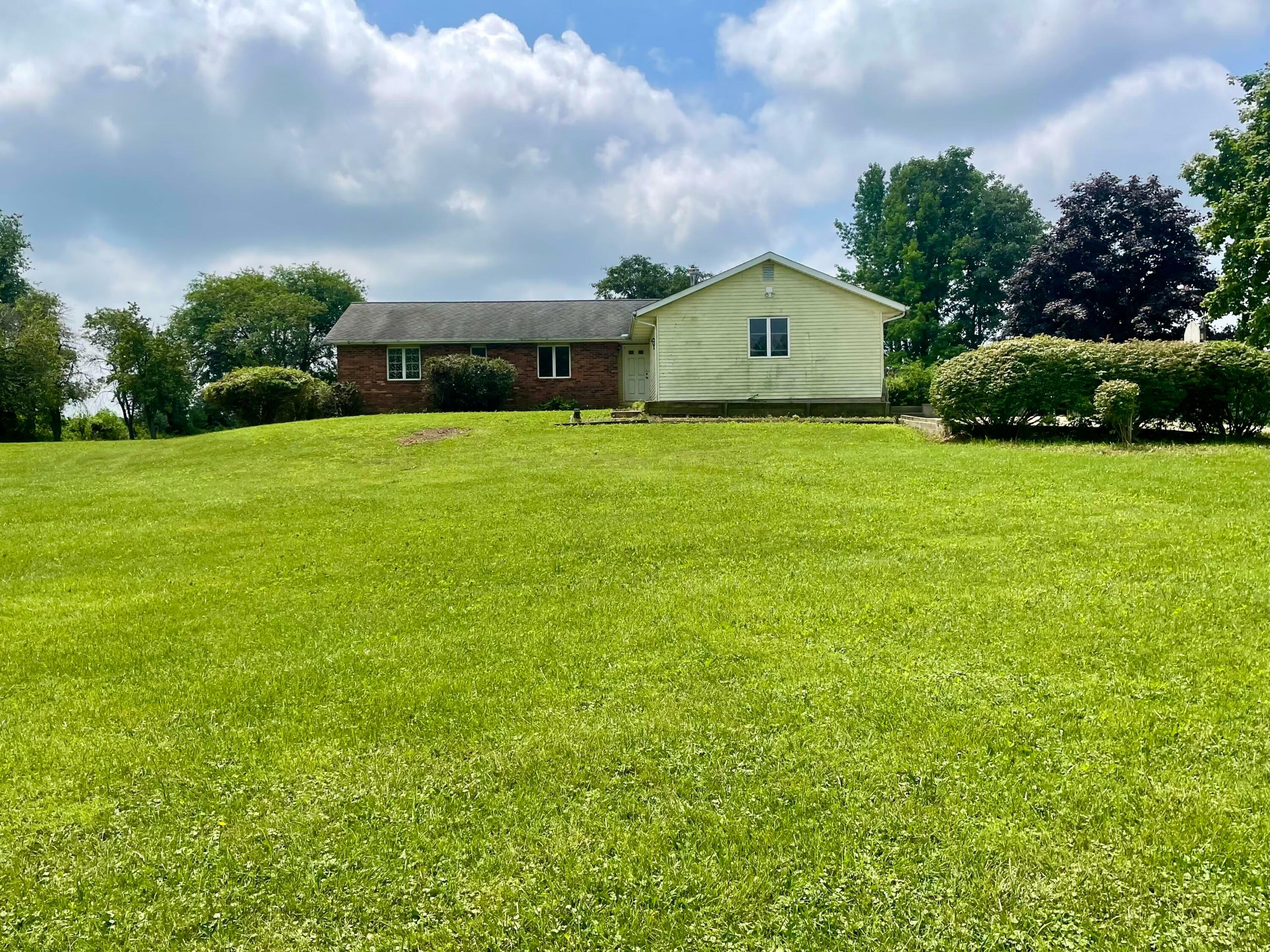 Property Photo:  13480 Robins Road  OH 43082 