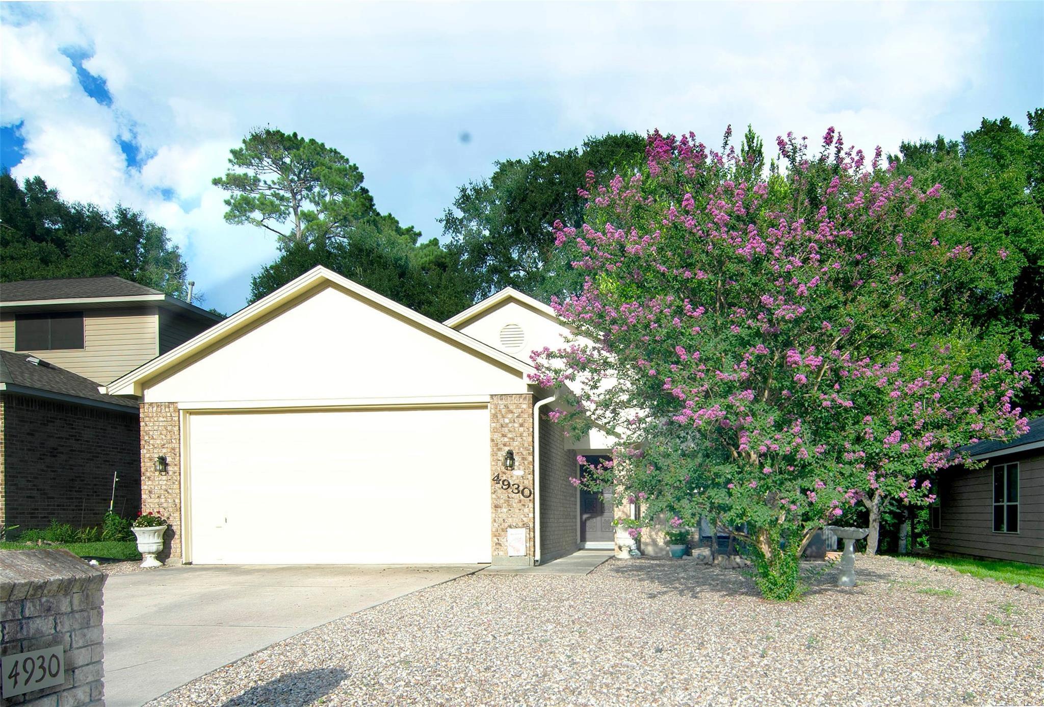 Property Photo:  4930 Pleasure Lake Lane  TX 77318 