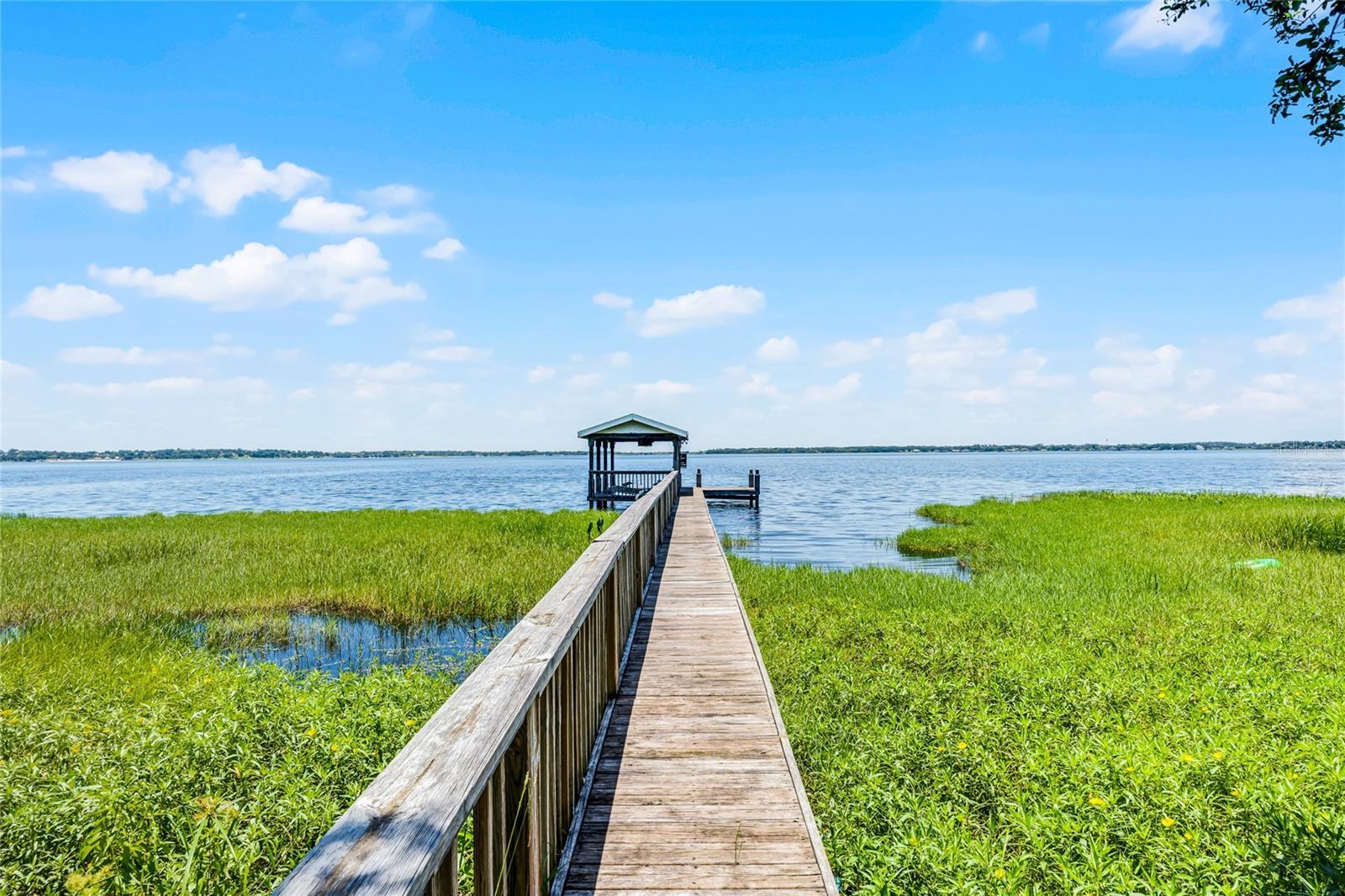Property Photo: 16400 Lakeshore Drive FL 34715