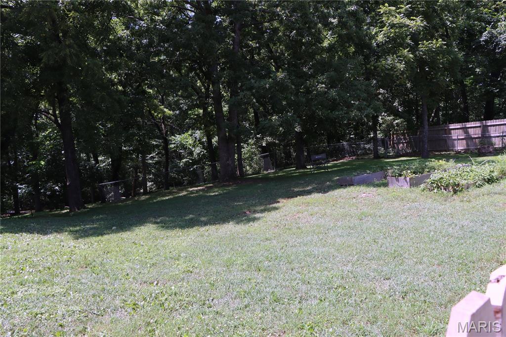 Property Photo: 719 Camelot Estates Drive MO 63050