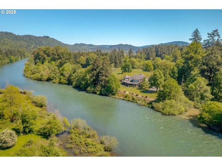 Property Photo: 39889 McDowell Creek Dr OR 97355