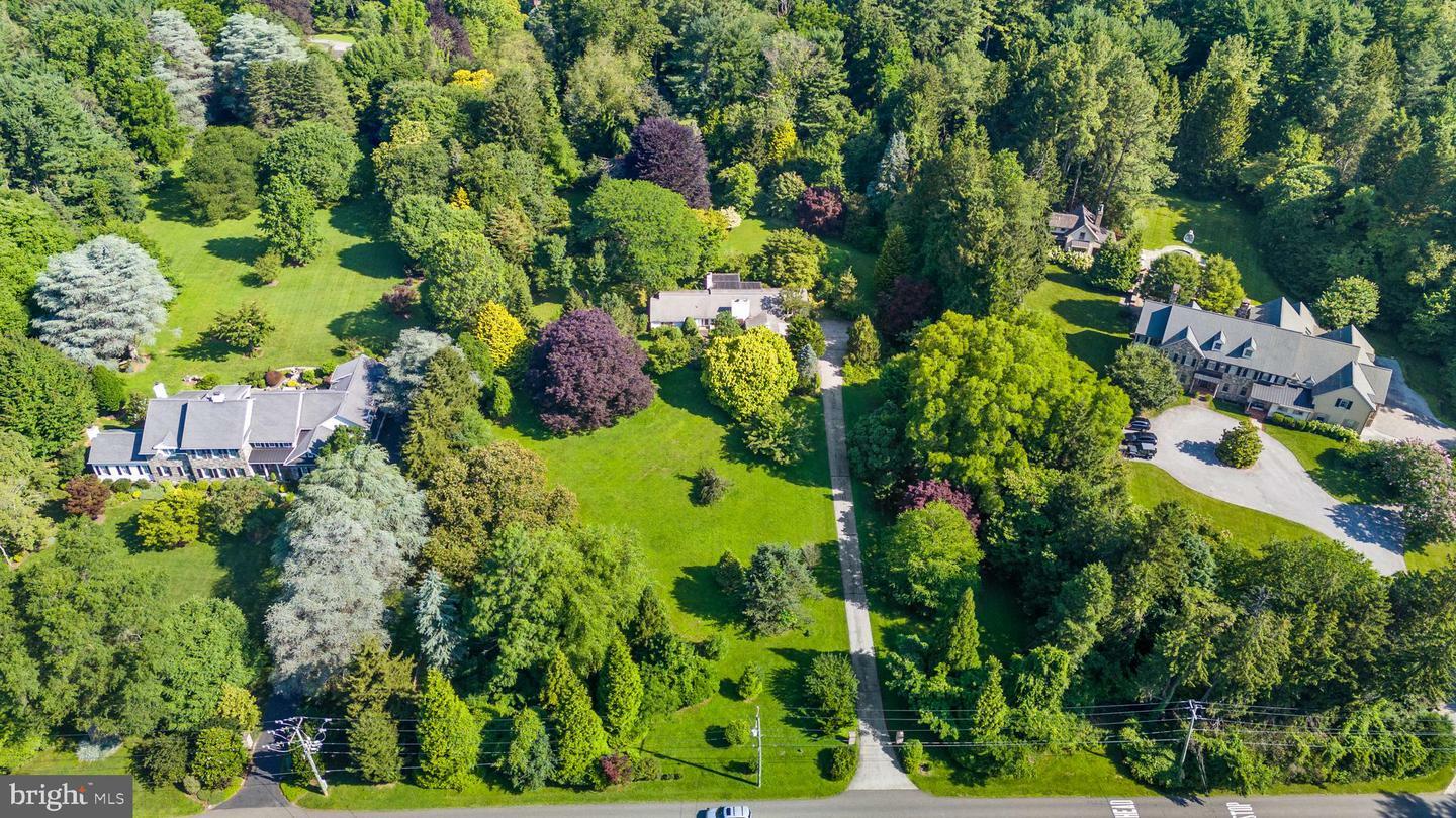 Property Photo: 1522 Barley Mill Road DE 19807