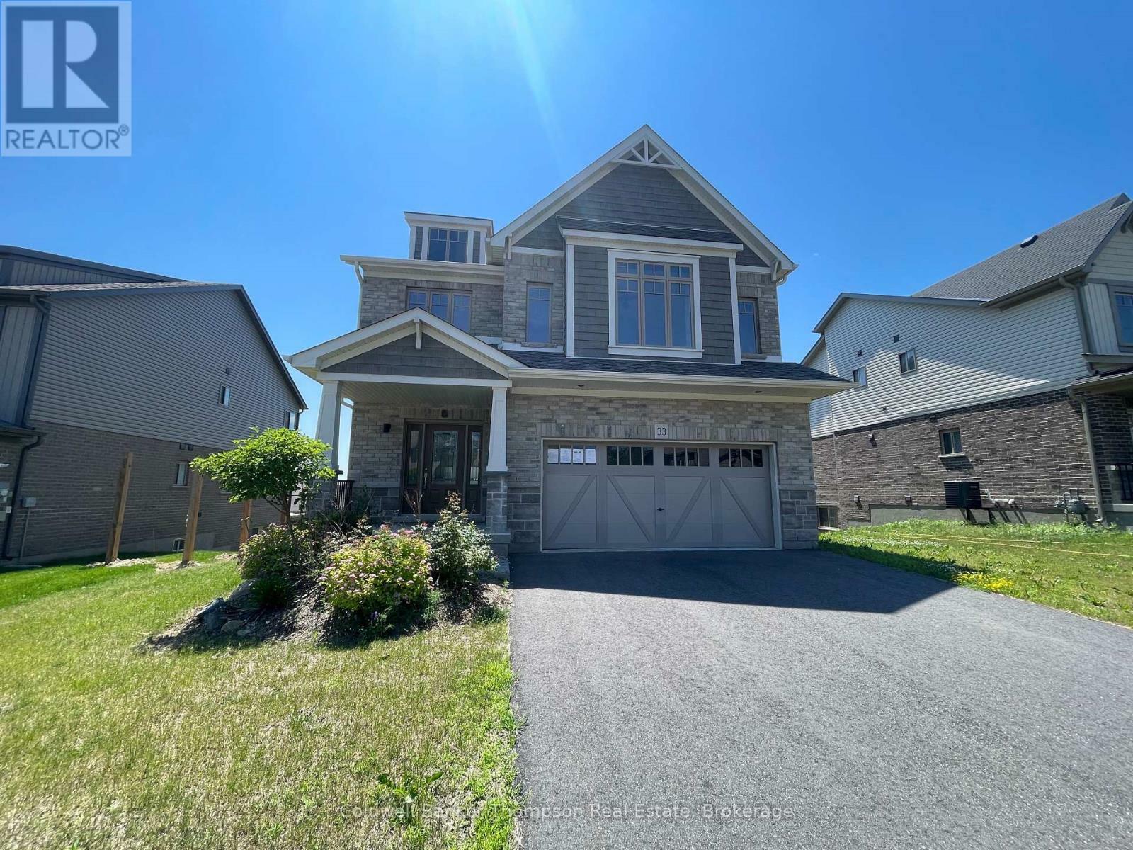 Photo de la propriété:  33 Woodstream Drive  ON P1H 0B7 