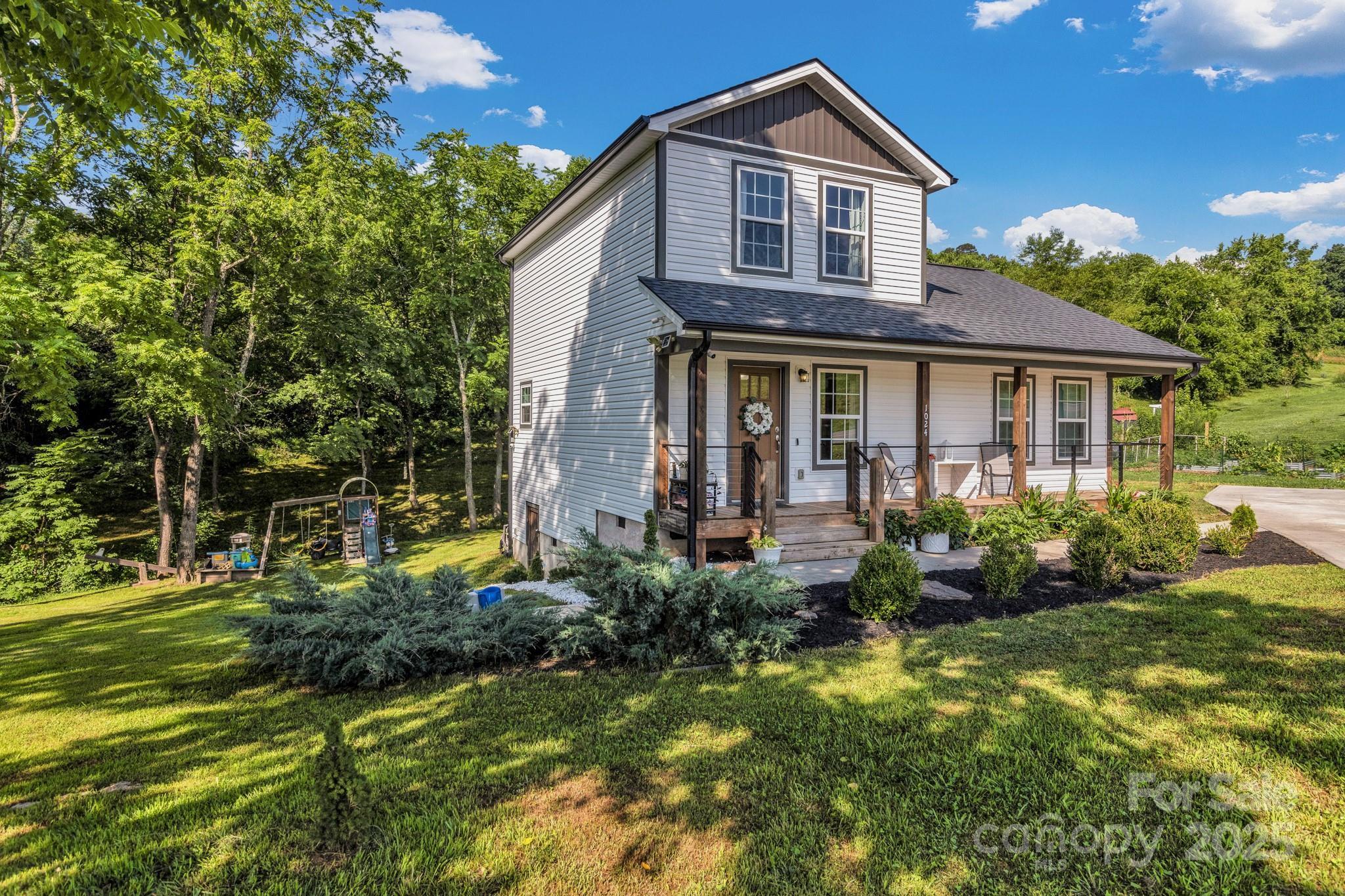 Property Photo:  1024 Bear Creek Road  NC 28748 