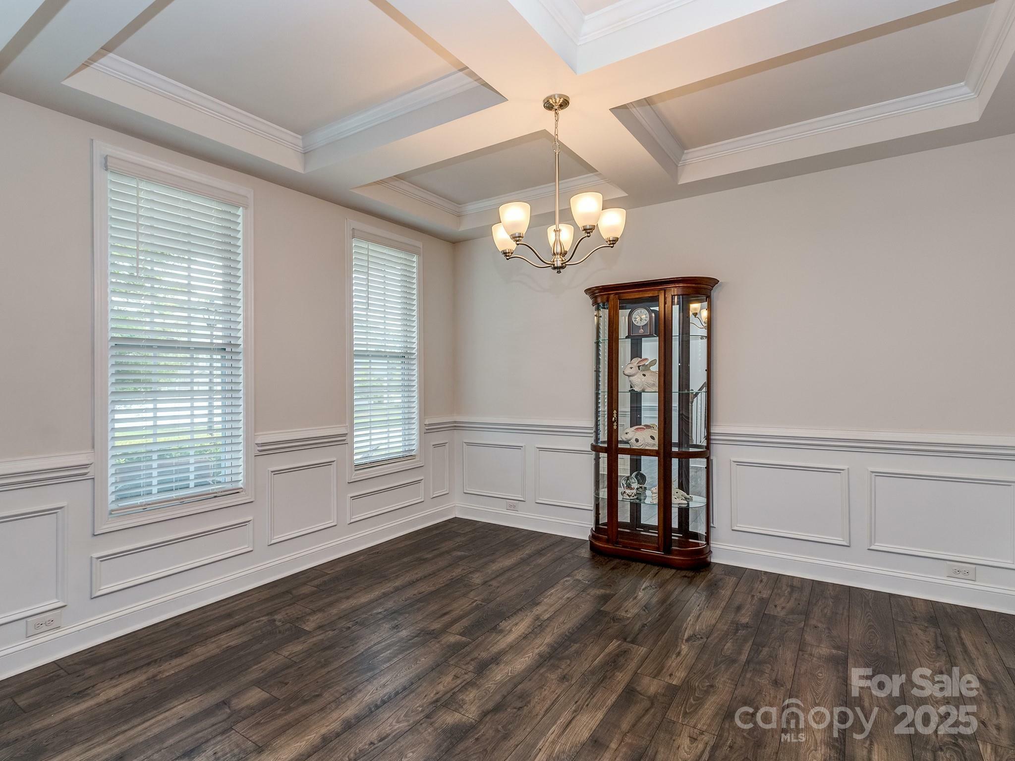 Property Photo:  124 W Americana Drive  NC 28115 