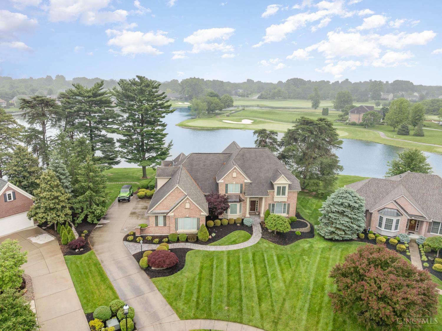 6674 Waters Edge  Miami Twp OH 45140 photo