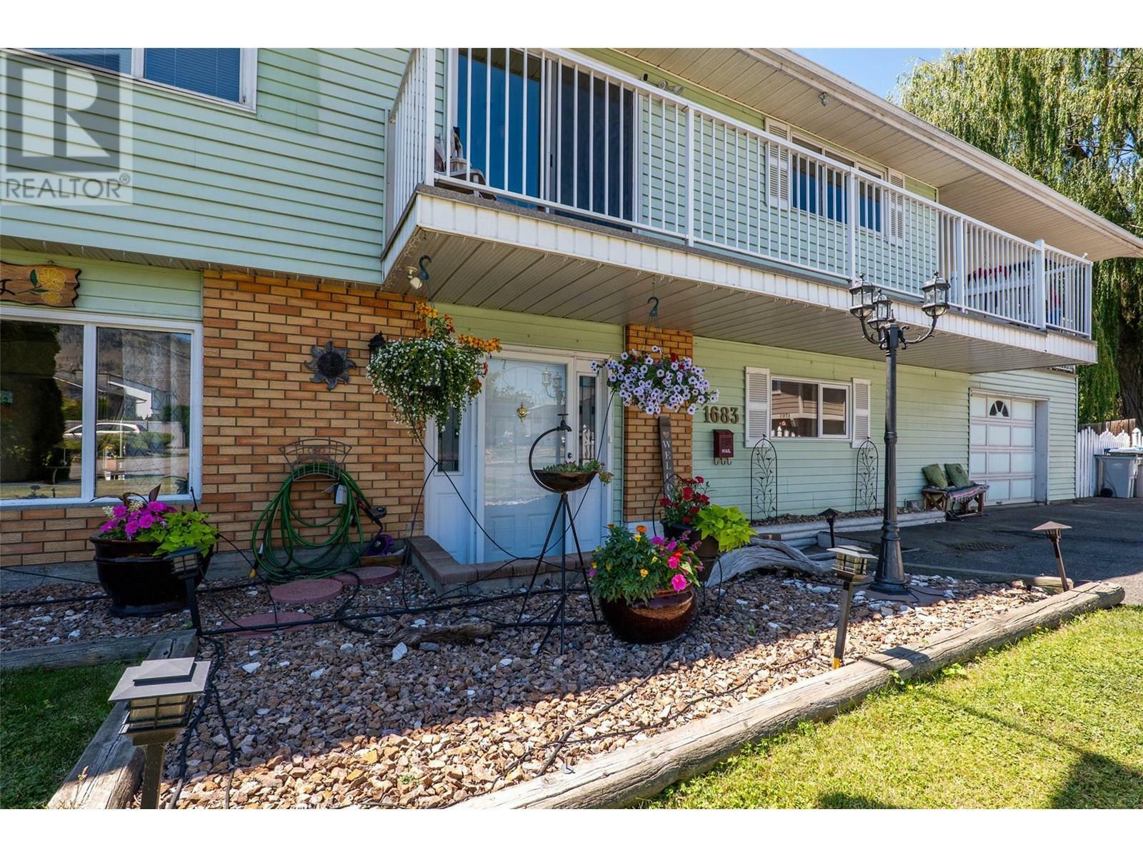 Property Photo:  1683 Sheridan Drive  BC V2B 6B1 