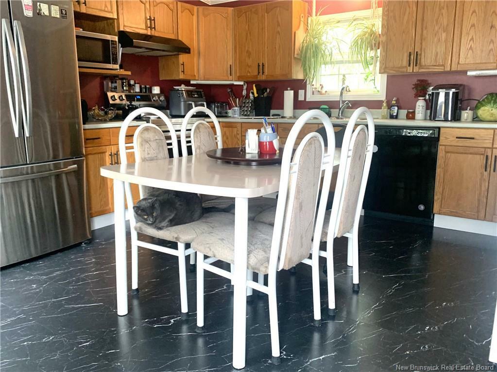 Property Photo:  17 Kelly'S Drive  NB E3B 7R1 
