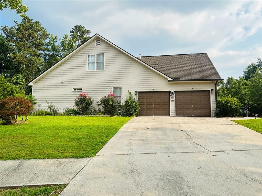 Property Photo: 3545 Renaissance Circle GA 30349
