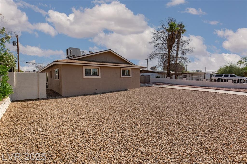 Property Photo: 922 Westminster Avenue NV 89119