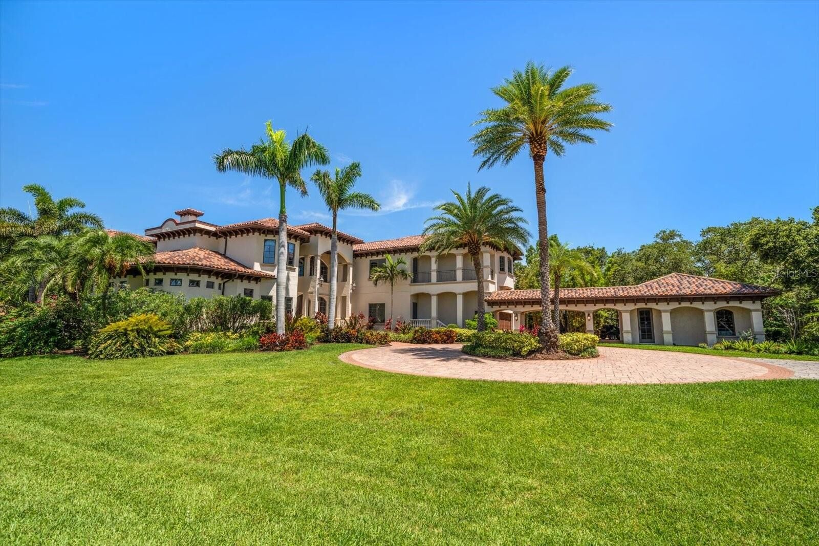 Property Photo:  10930 Spring Street  FL 33774 