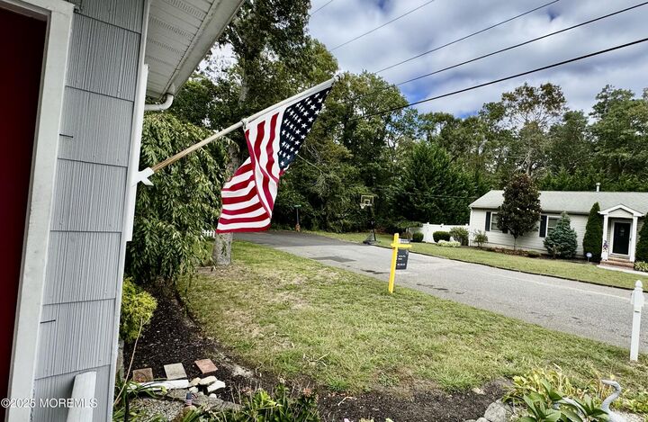 Property Photo:  97 Bowline Street  NJ 08722 