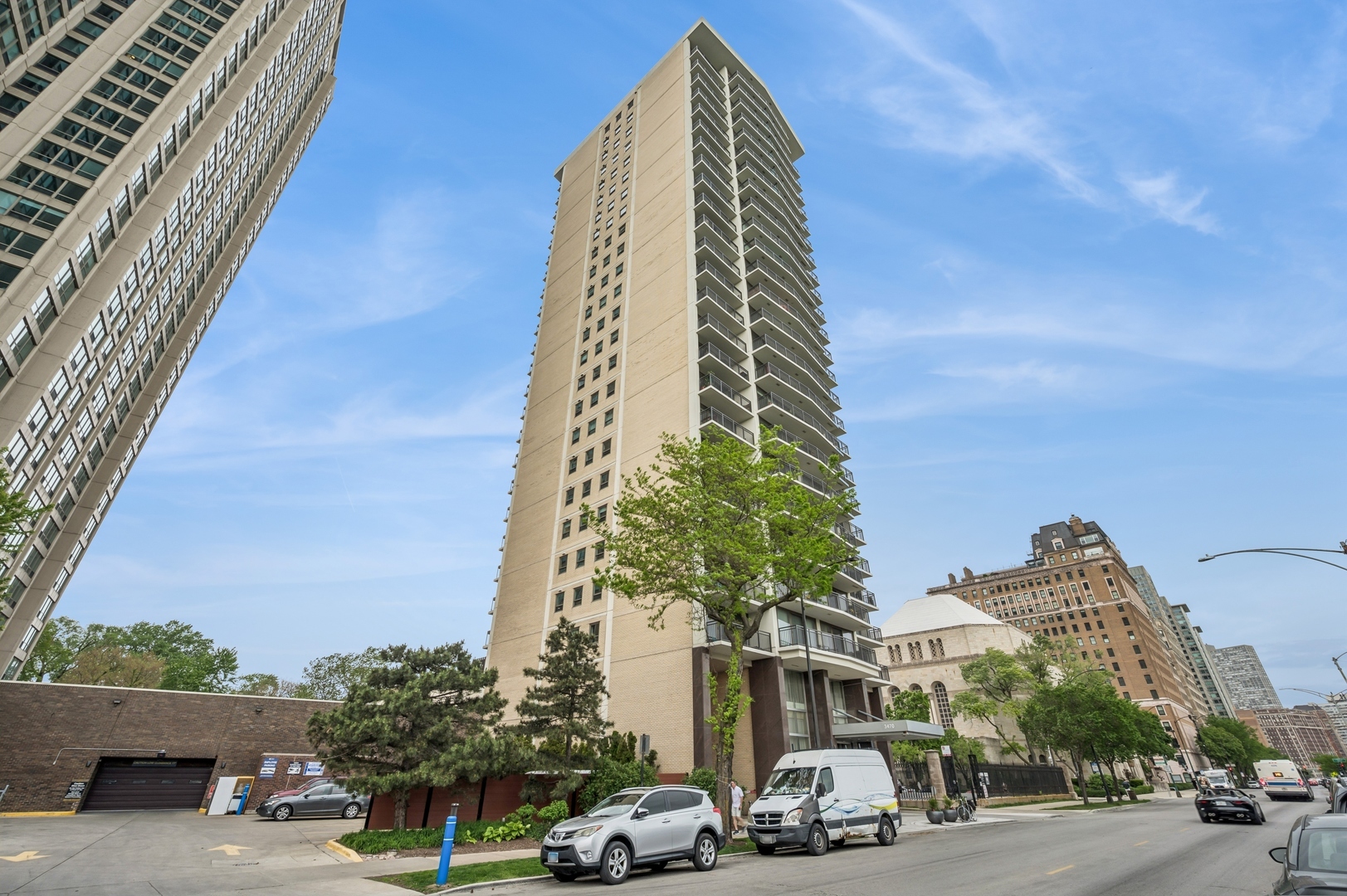 Property Photo:  3470 N Lake Shore Drive 9bc  IL 60657 