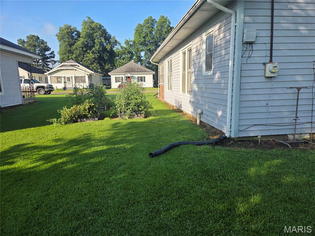 Property Photo: 323 Wright Avenue MO 63740