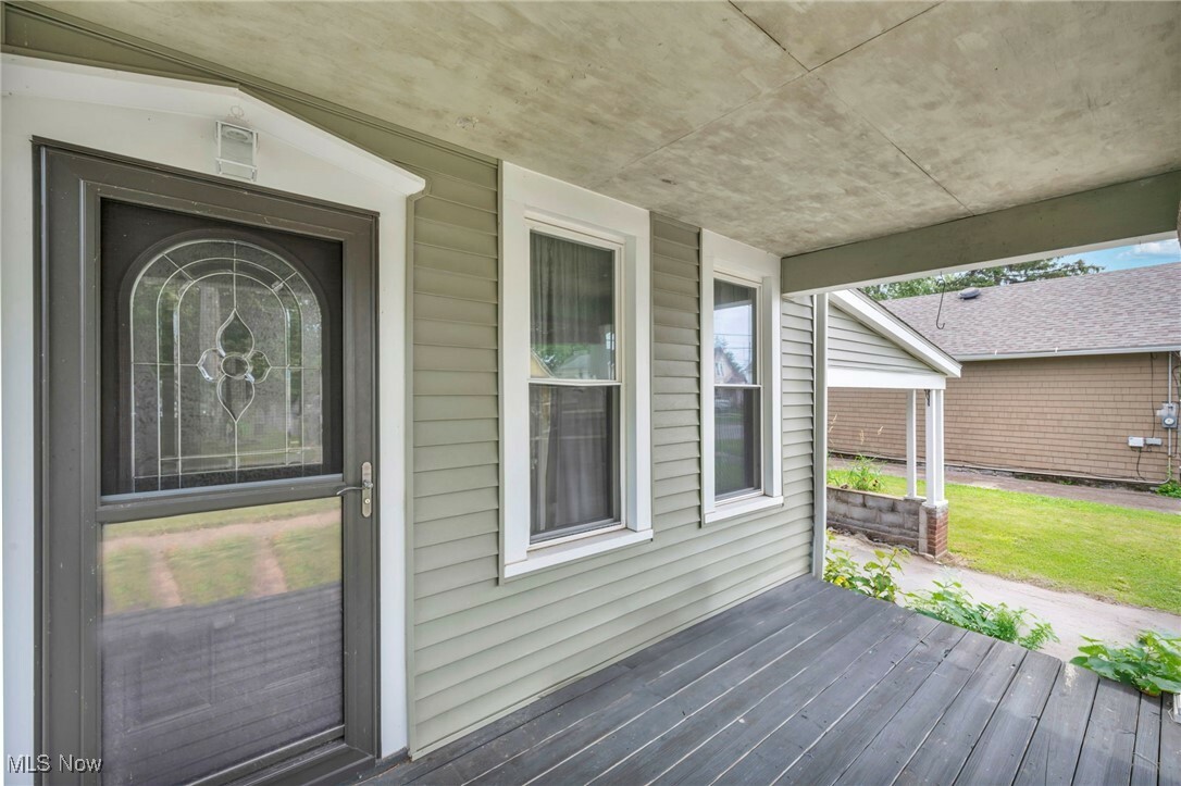 Property Photo: 816 Perry Street OH 44870