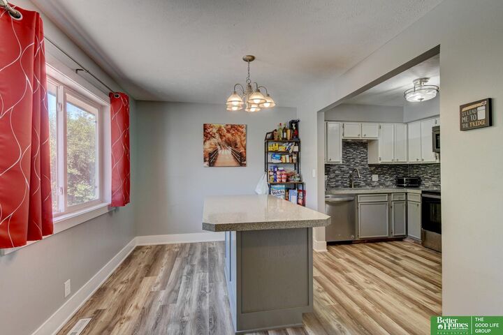 Property Photo:  1120 Delmar Street 4B  NE 68046 
