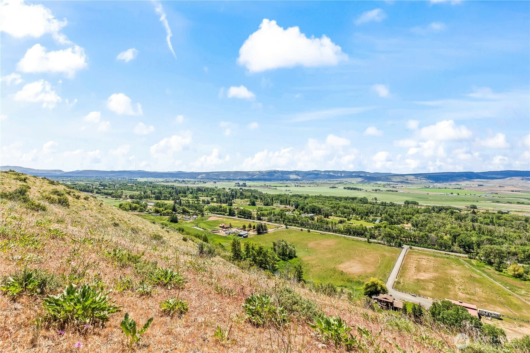 Property Photo: 19 Sundance Lane WA 98926