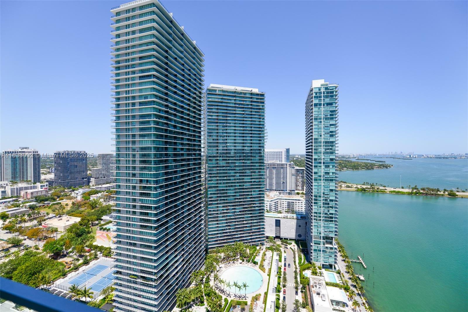 Property Photo:  650 NE 32nd St 4301  FL 33137 